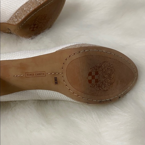 Vince camuto peep toe heels - Picture 5 of 8